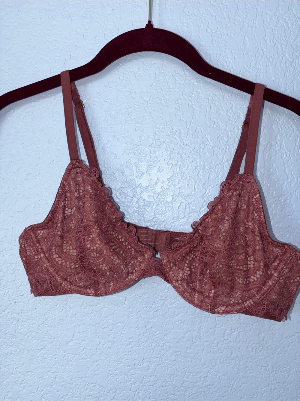 Soma Unlined Plunge Lace Underwire Bra in Dusty Rose Size 36B
